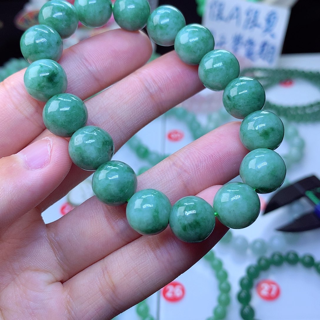 翡翠毛衣链未镶嵌