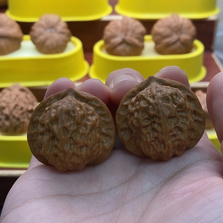 吊坠文玩核桃瓷娃娃