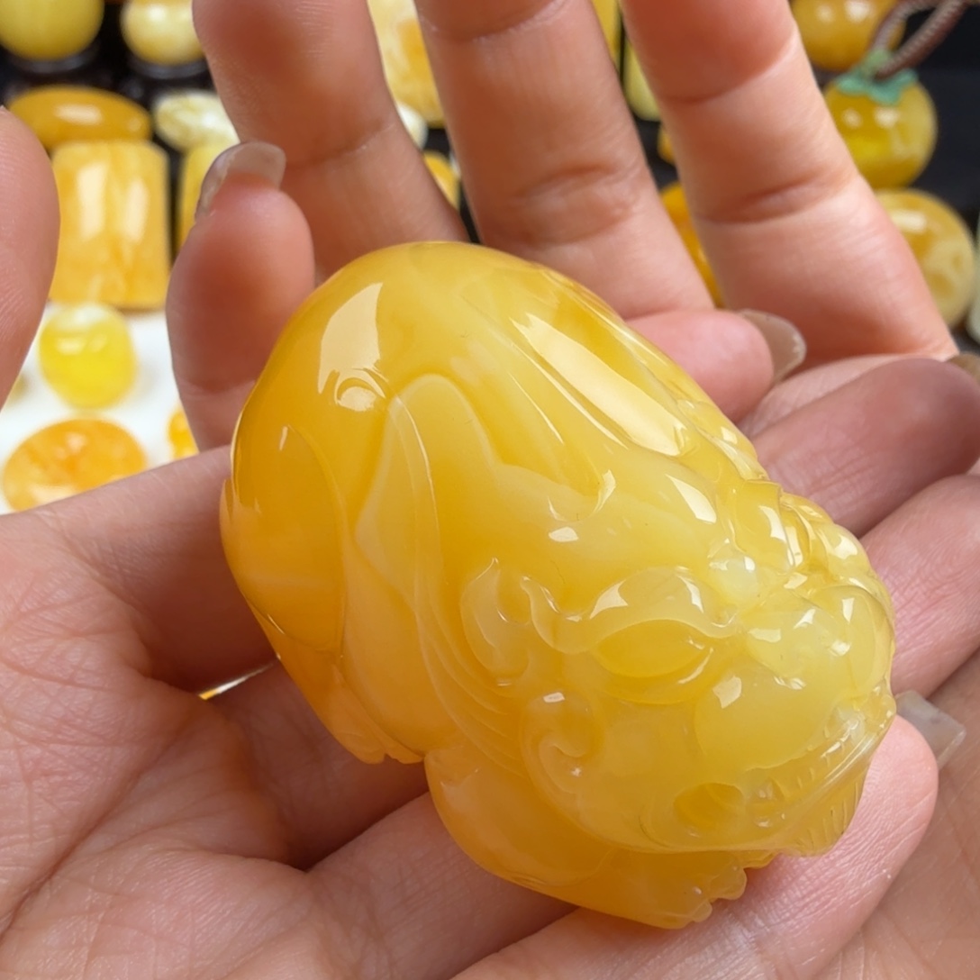 琥珀未镶嵌颈饰纯天然琥珀蜜蜡无优化