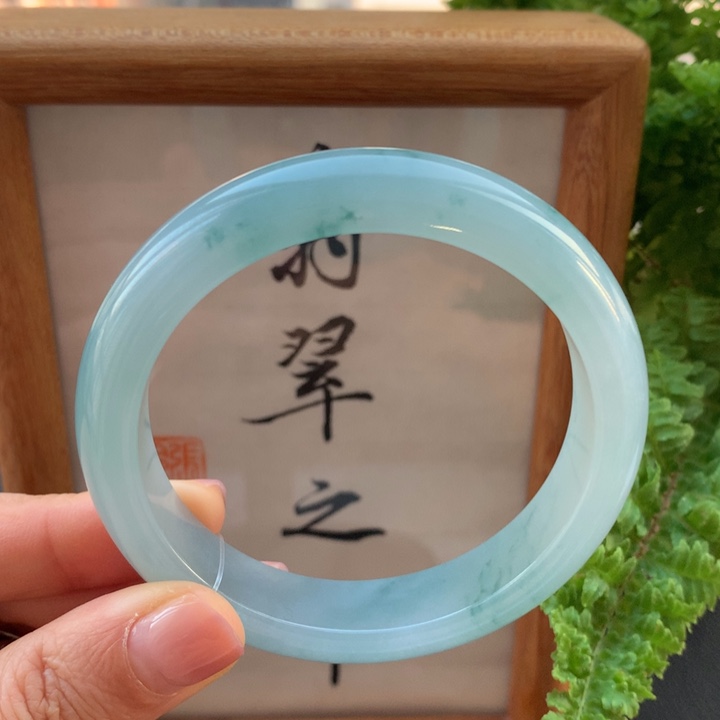 翡翠手镯未镶嵌翡翠手镯55