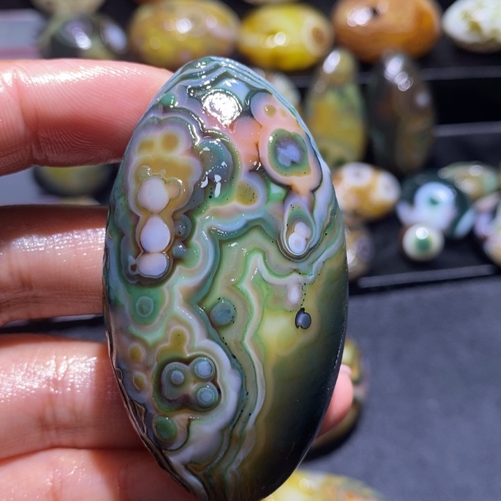 玛瑙/玉髓未镶嵌珠宝奇石84