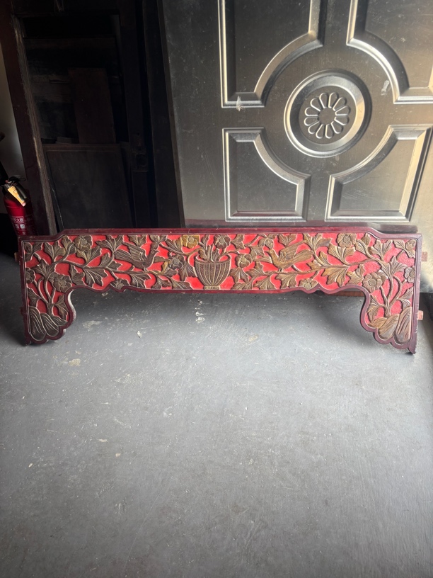 榉木雕花板1片 长118 cm 高36 cm 厚度