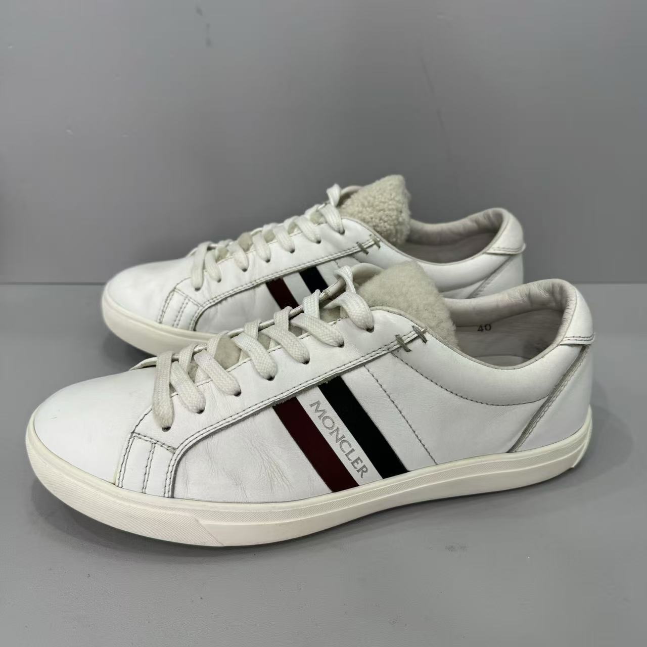 95新 MONCLER 40欧 蒙口 260 低帮 板鞋