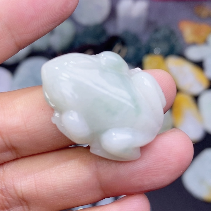 翡翠颈饰未镶嵌蛙