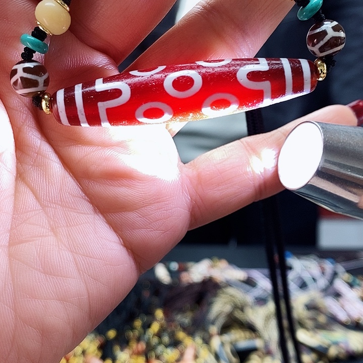 玛瑙/玉髓颈饰合金