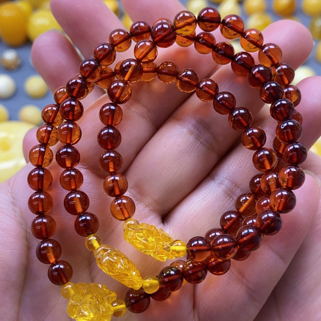 琥珀珠宝奇石未镶嵌