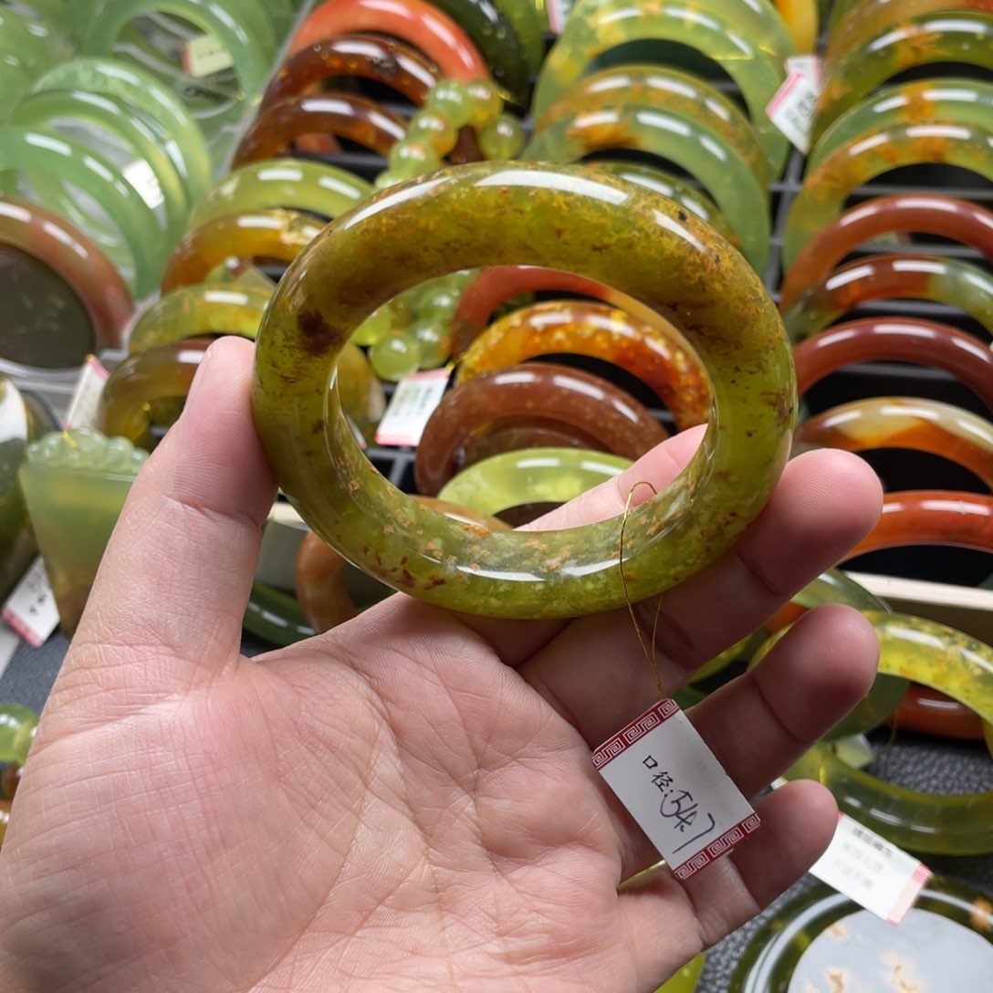 未镶嵌蛇纹石玉手镯