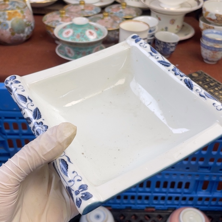 他家瓷器真美…开播了