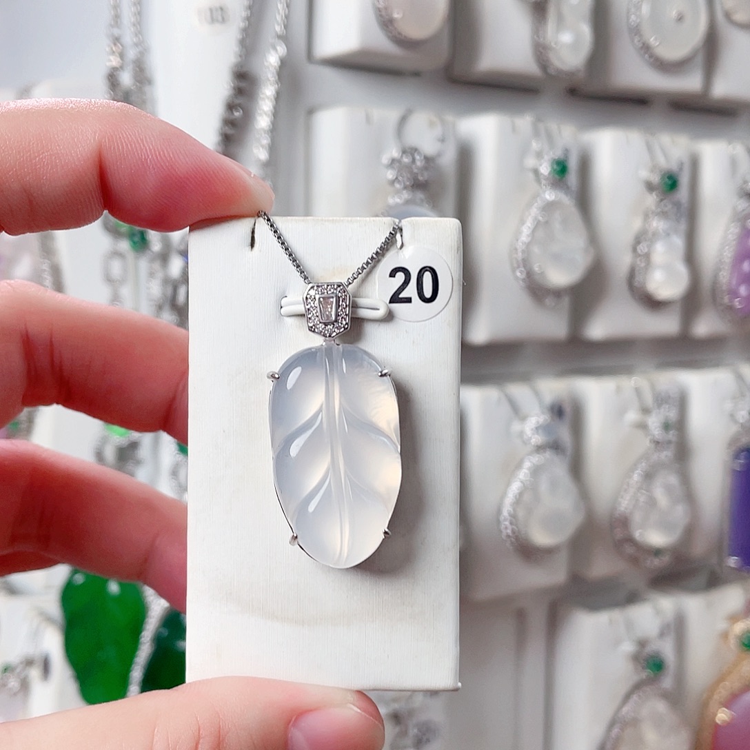 未镶嵌颈饰玛瑙/玉髓