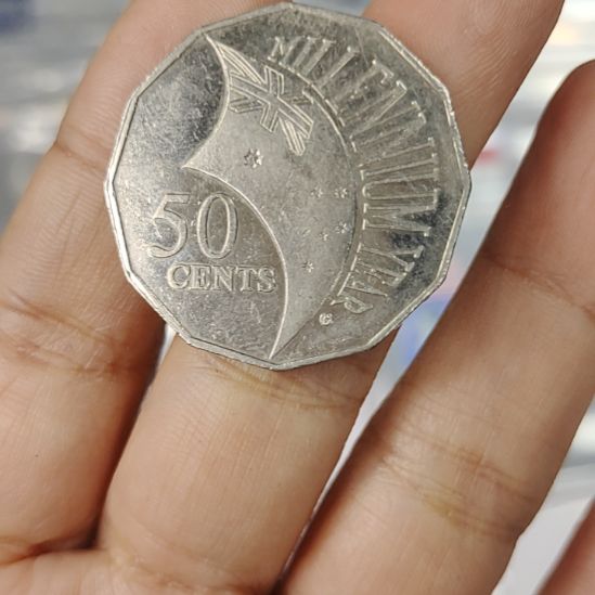 普通金属币千禧年