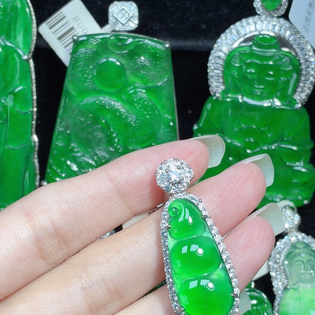 翡翠银S925镶嵌颈饰