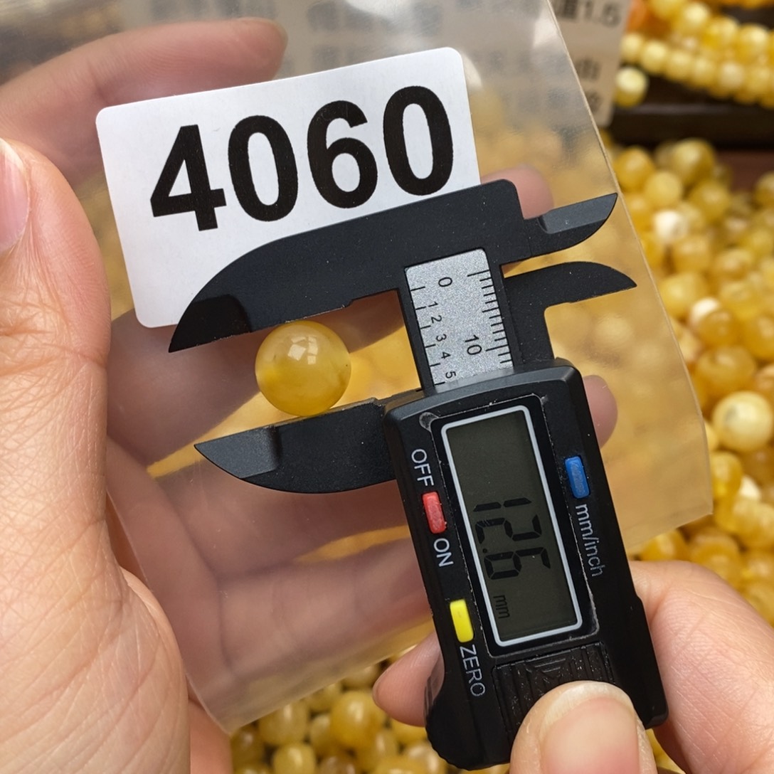 蜜蜡珠宝奇石未镶嵌