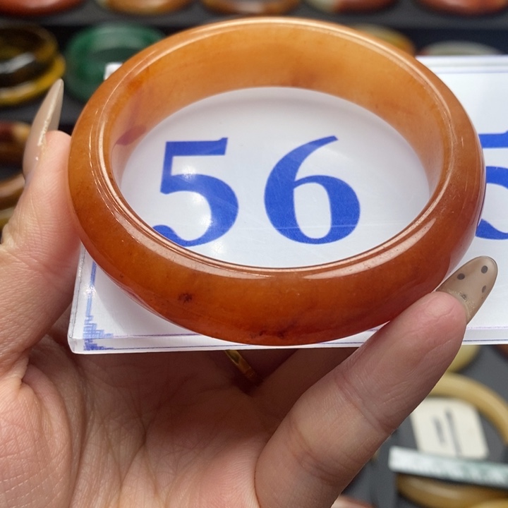 石英质玉（黄龙玉）手镯未镶嵌