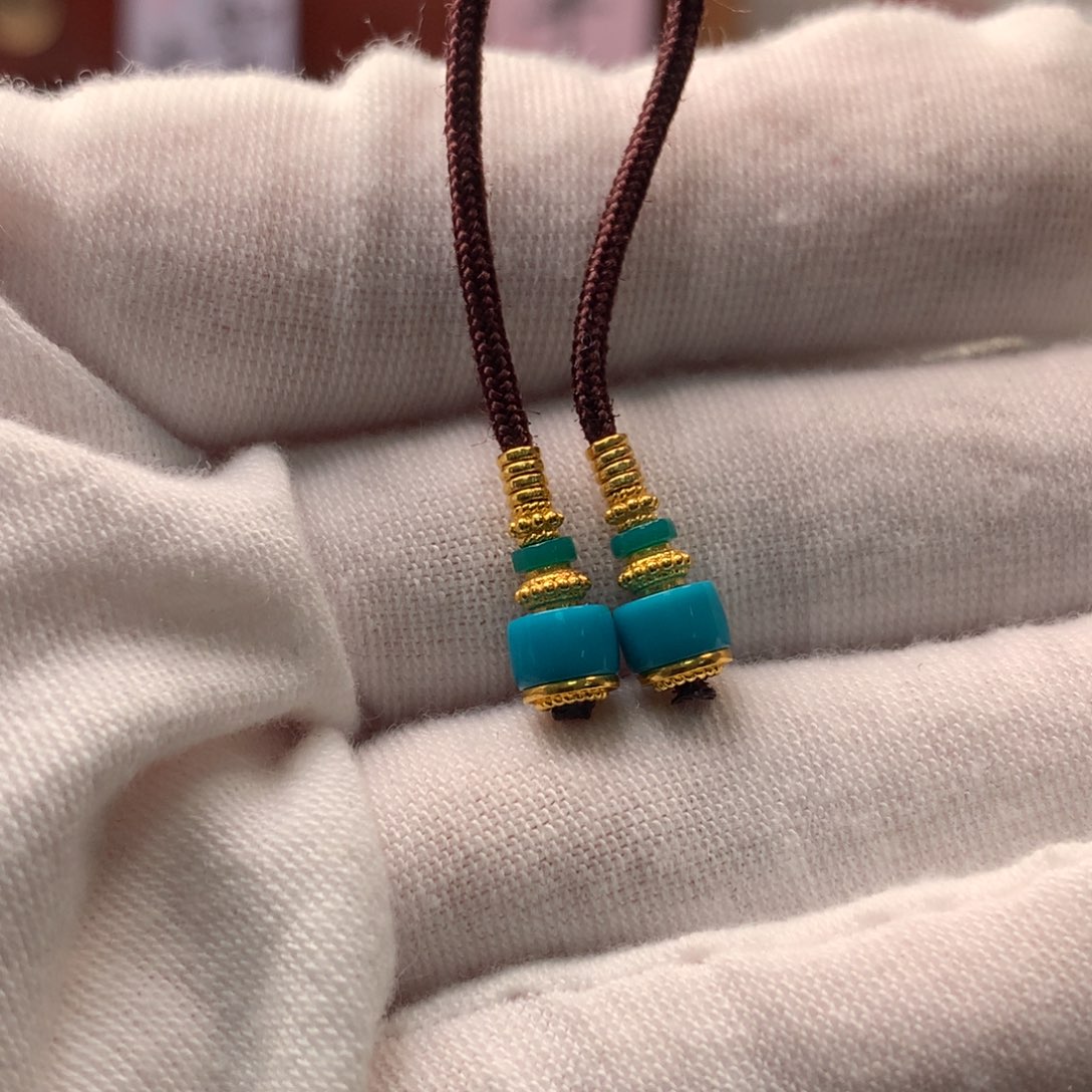 金***王绿松石18K金镶嵌配饰