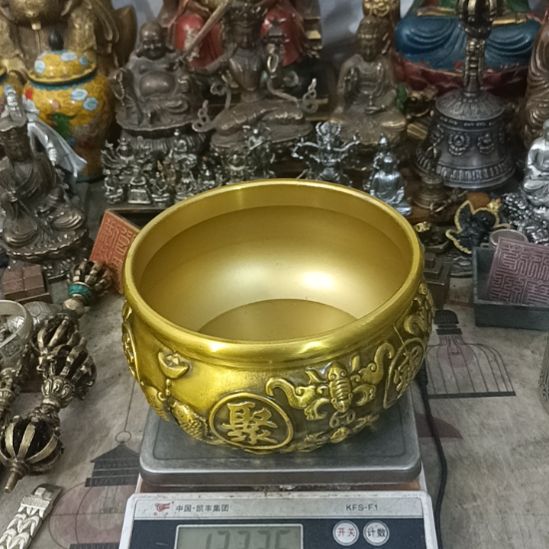 ?老杨铜器精品居家