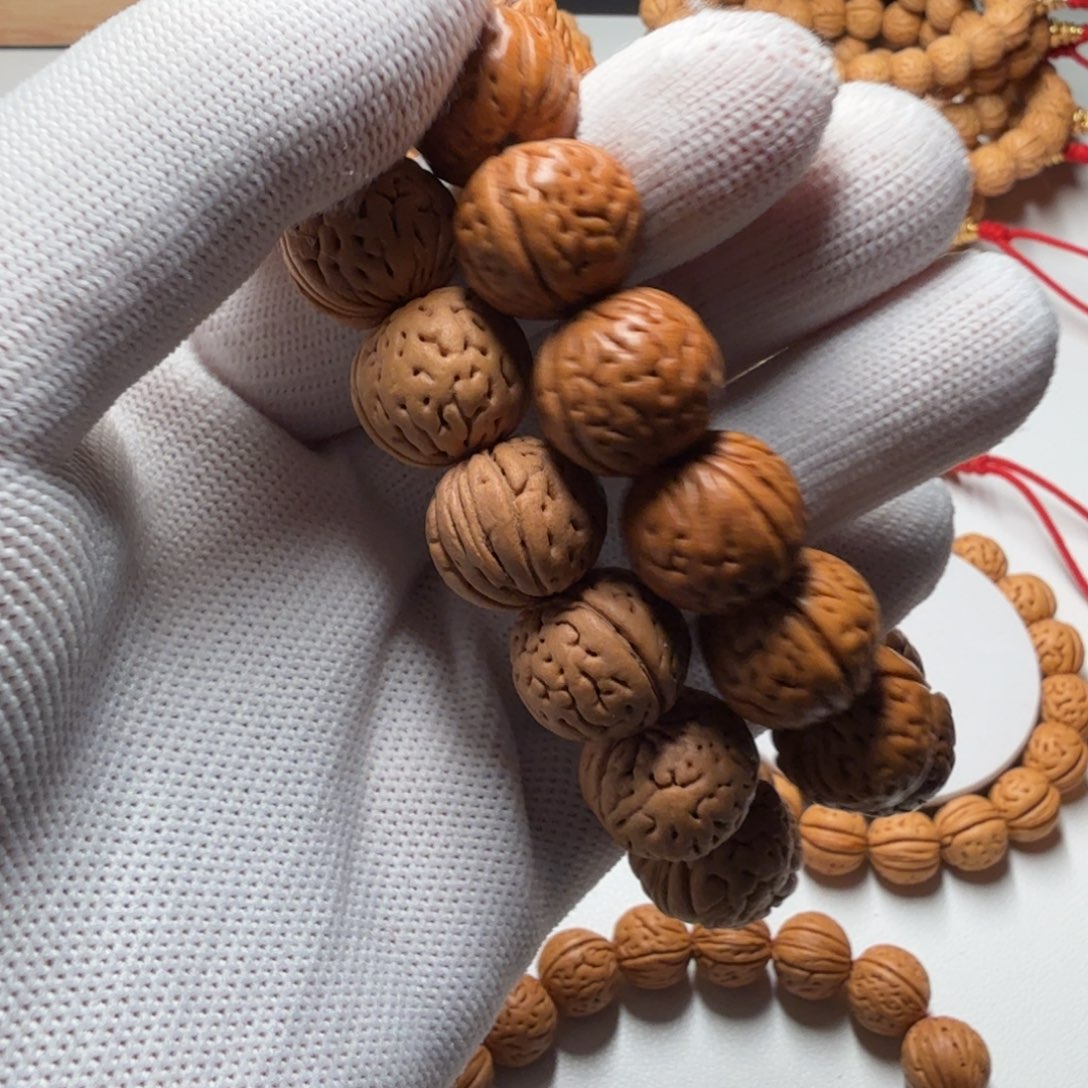 路***的把件桃核桃核17150