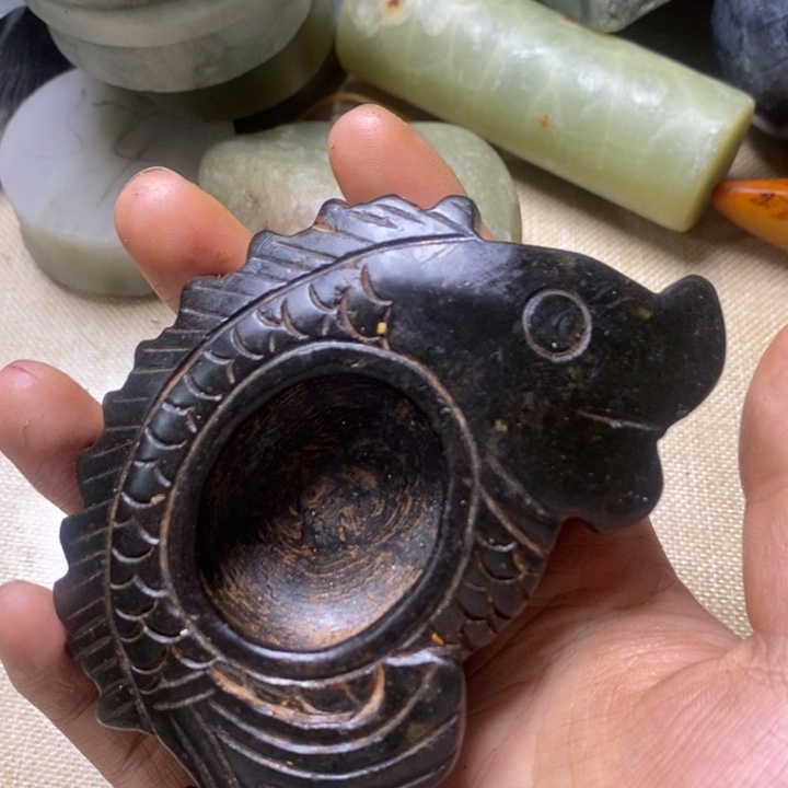 透闪石质玉未镶嵌珠宝半成品