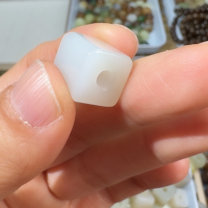 和田玉未镶嵌颈饰1212