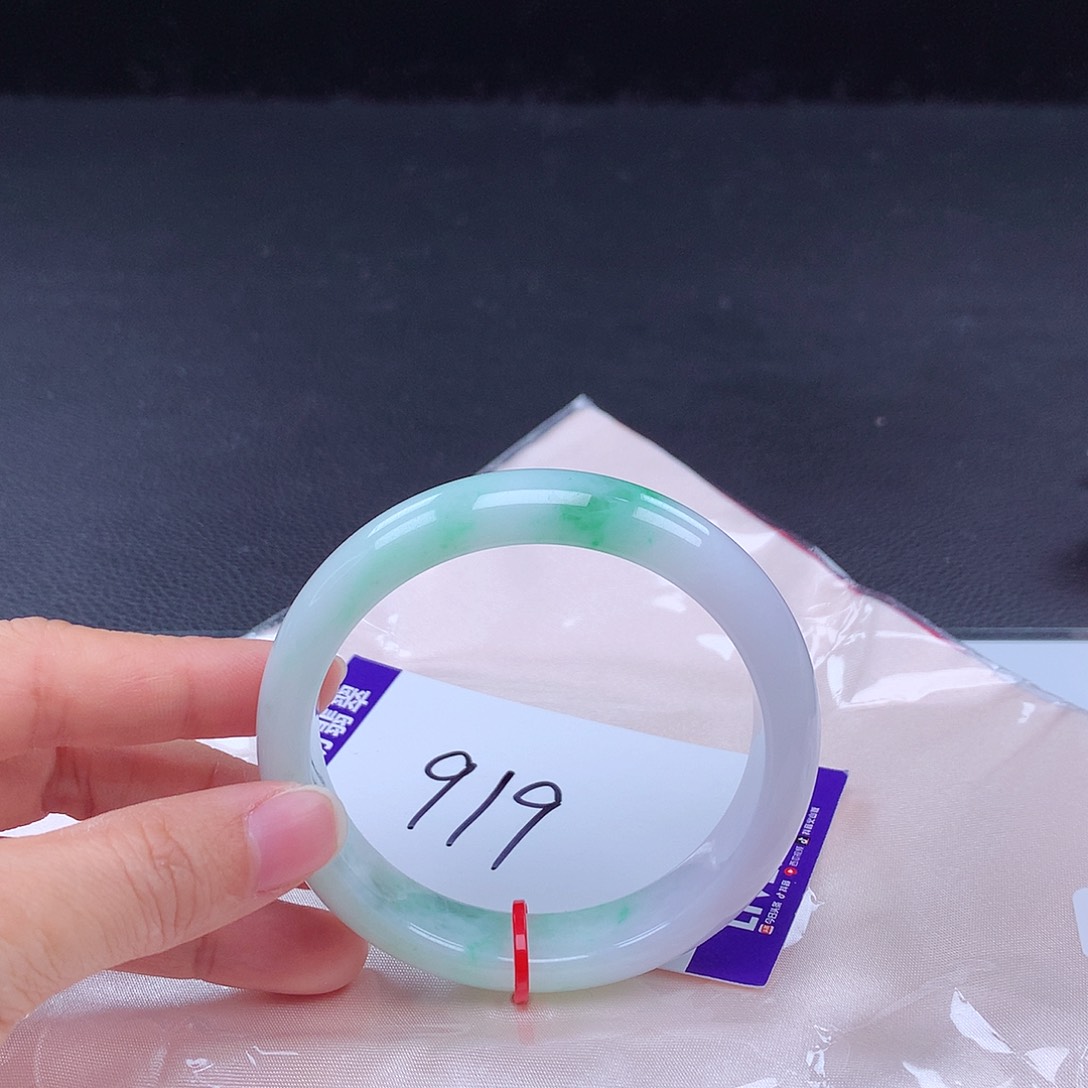 翡翠手镯未镶嵌手镯001850