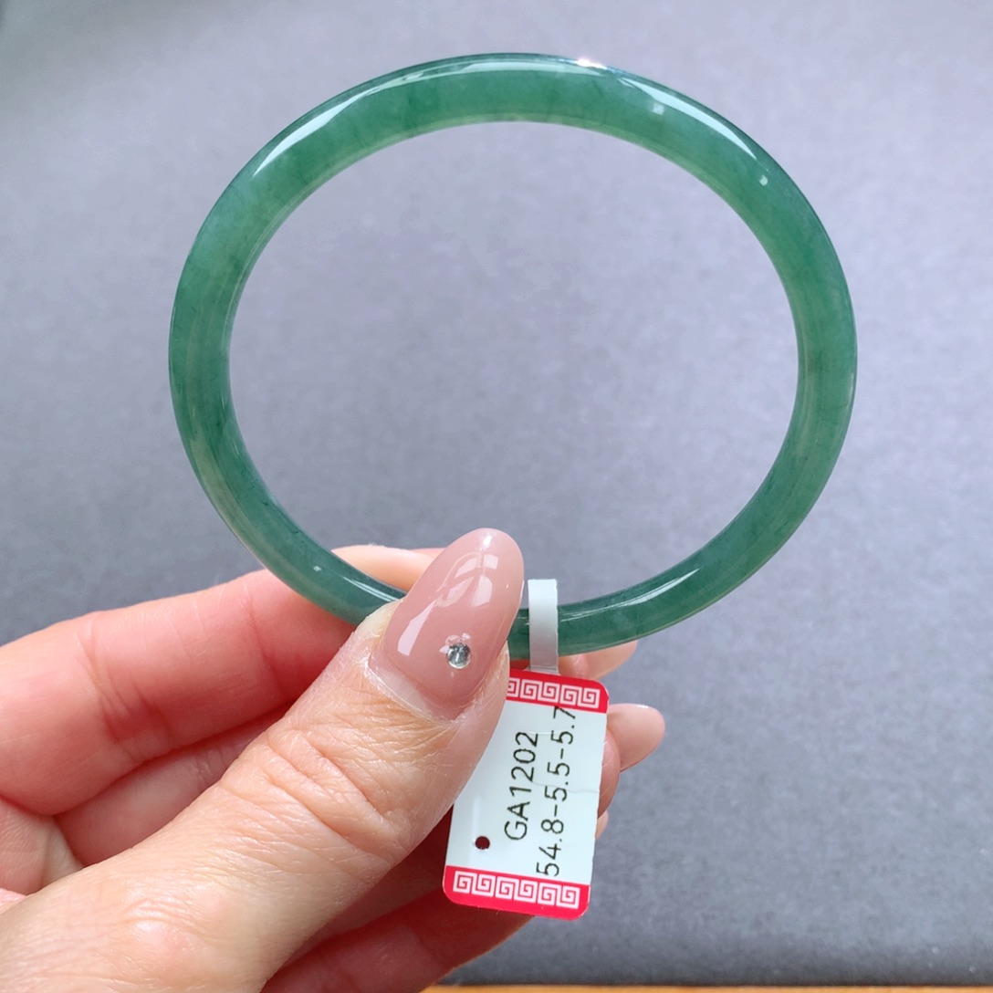 翡翠手镯未镶嵌天然翡翠手镯叮当镯