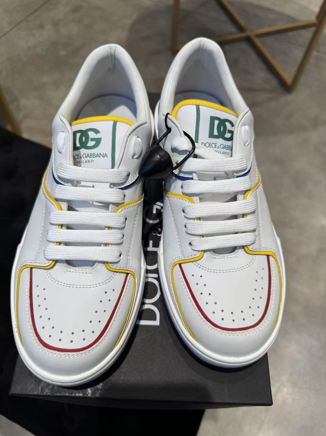 （可可在米兰）D…G折扣款 罗马鞋-三原色