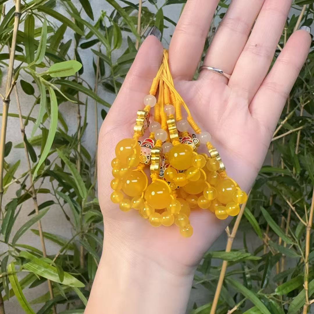 黄玛瑙车挂