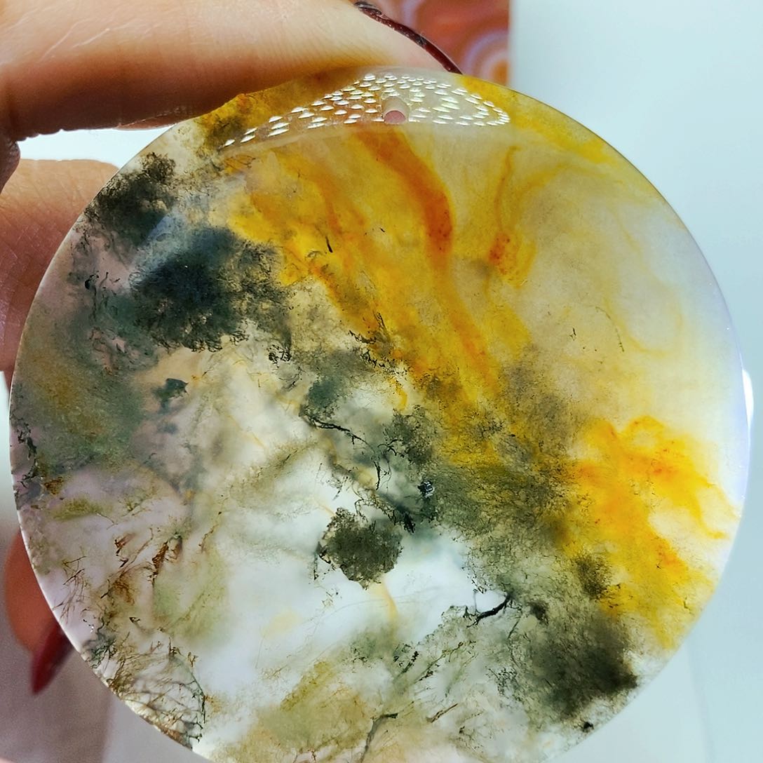 玛瑙/玉髓颈饰未镶嵌继***，