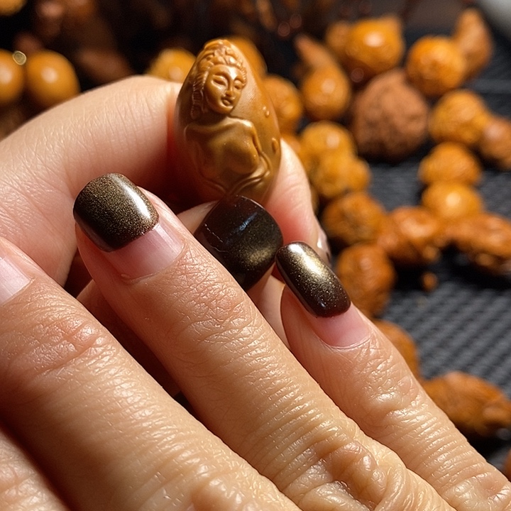 吊坠橄榄核啊*生命美女