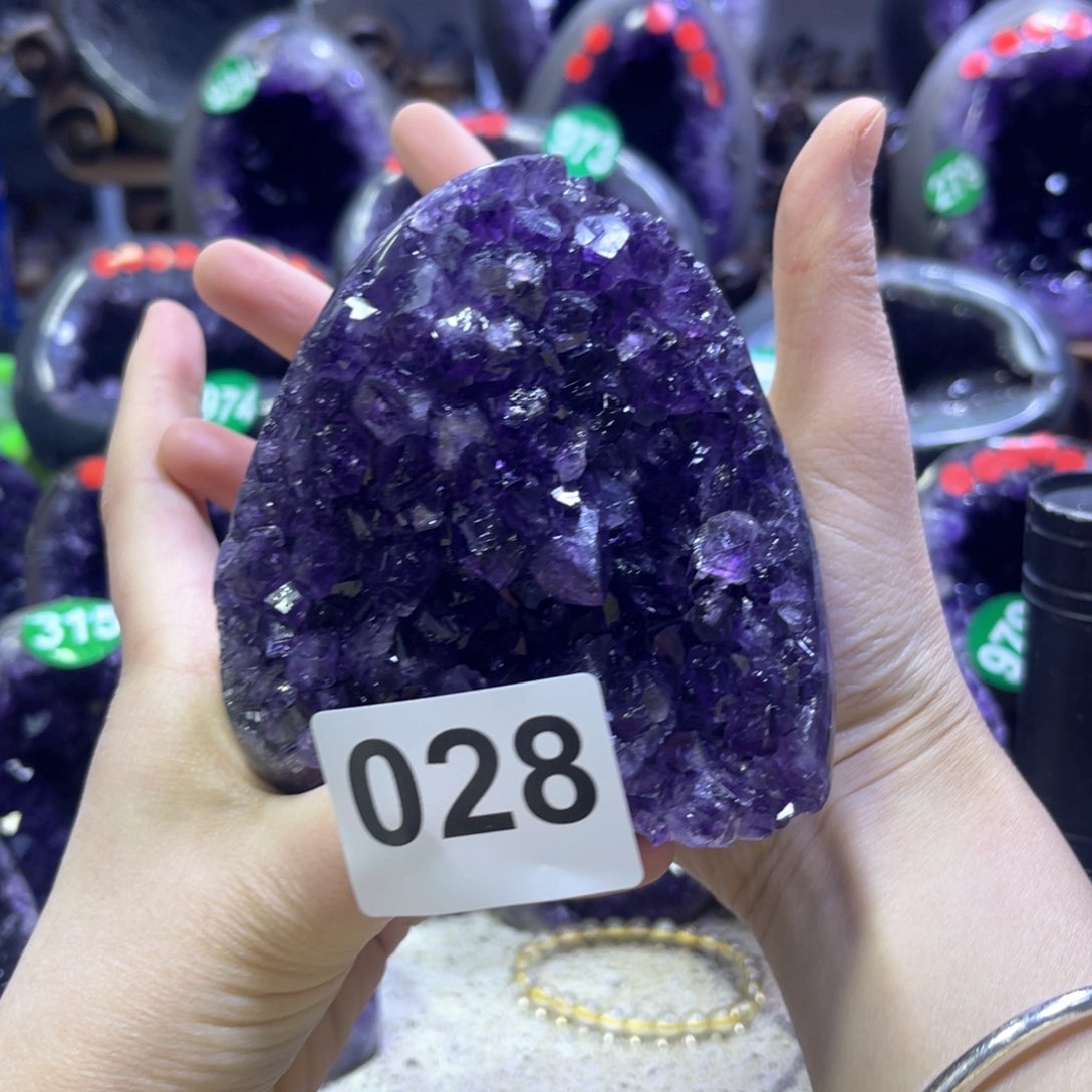 紫晶摆件未镶嵌紫水晶