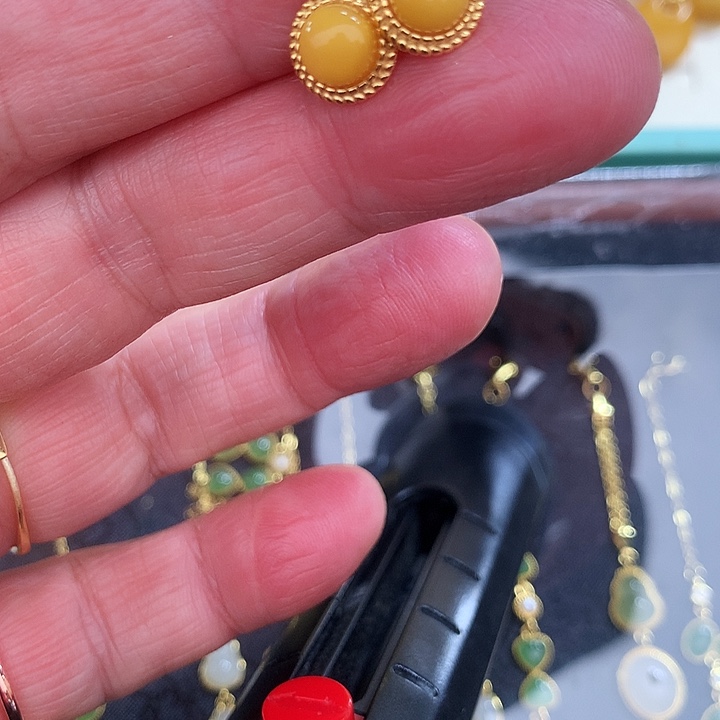 套链未镶嵌透闪石质玉