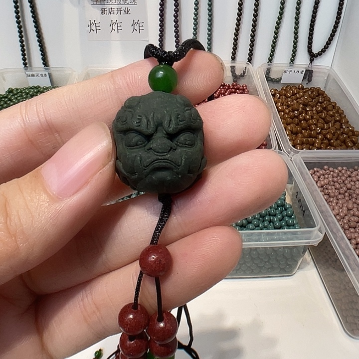 泥塑三味正气貔貅单珠脖挂