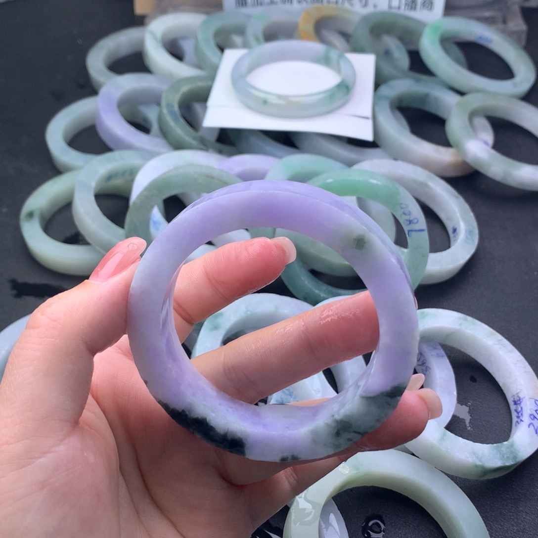 小***麻未镶嵌翡翠手镯定制翡翠