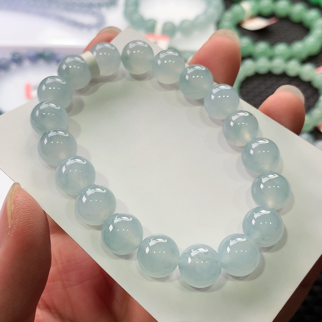 翡翠手链未镶嵌翡翠