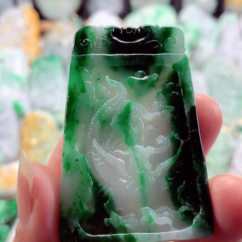 【闪购商品】翡翠吊坠(不含链)未镶嵌