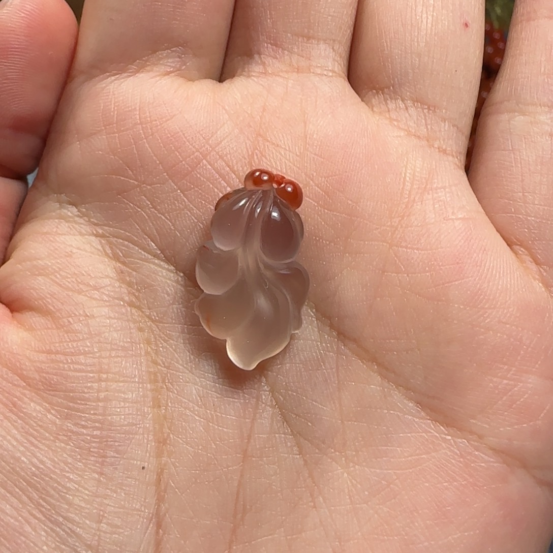 *****南红玛瑙未镶嵌冰飘金鱼吊坠