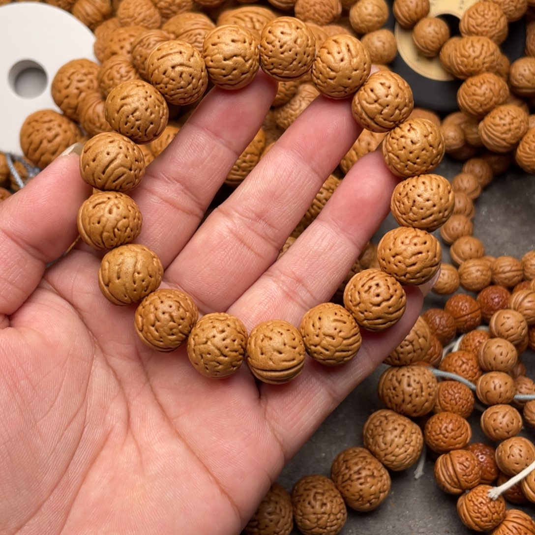 五***一手串桃核桃核金丹闪66