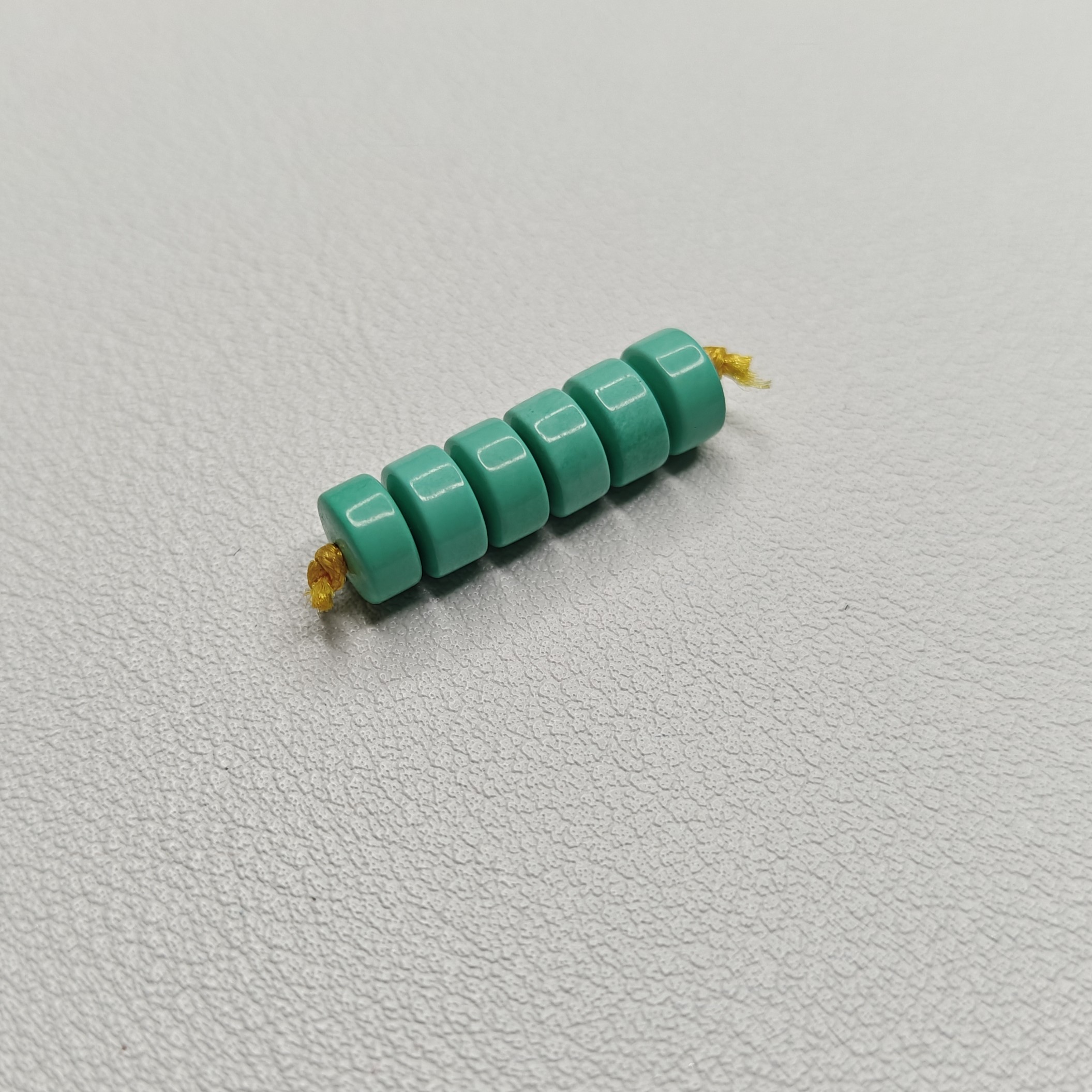 高瓷绿色直切6mm矿石配饰隔片