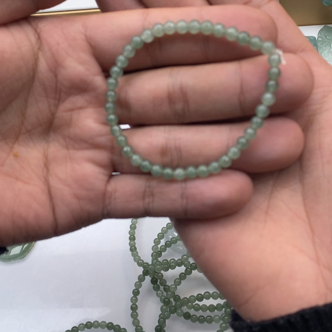 翡翠未镶嵌手链天然a货翡翠18