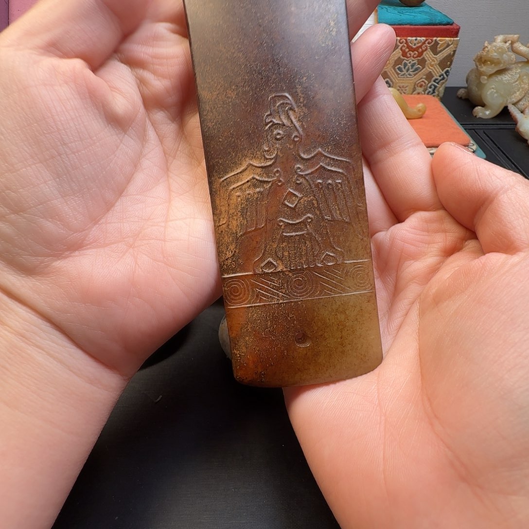 大***唐           圭板。  配饰