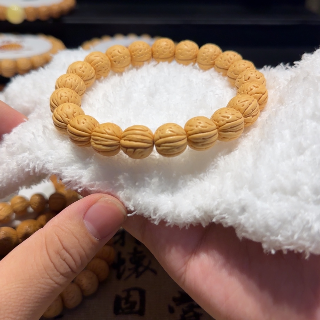 靠***点吊坠桃核精品桃核