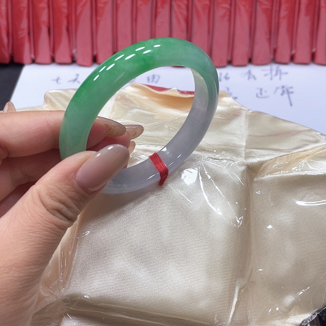 Z***W珐琅非金属挚爱美人手镯