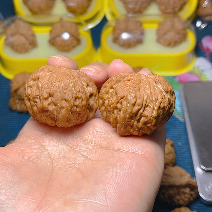 文玩核桃吊坠磨盘