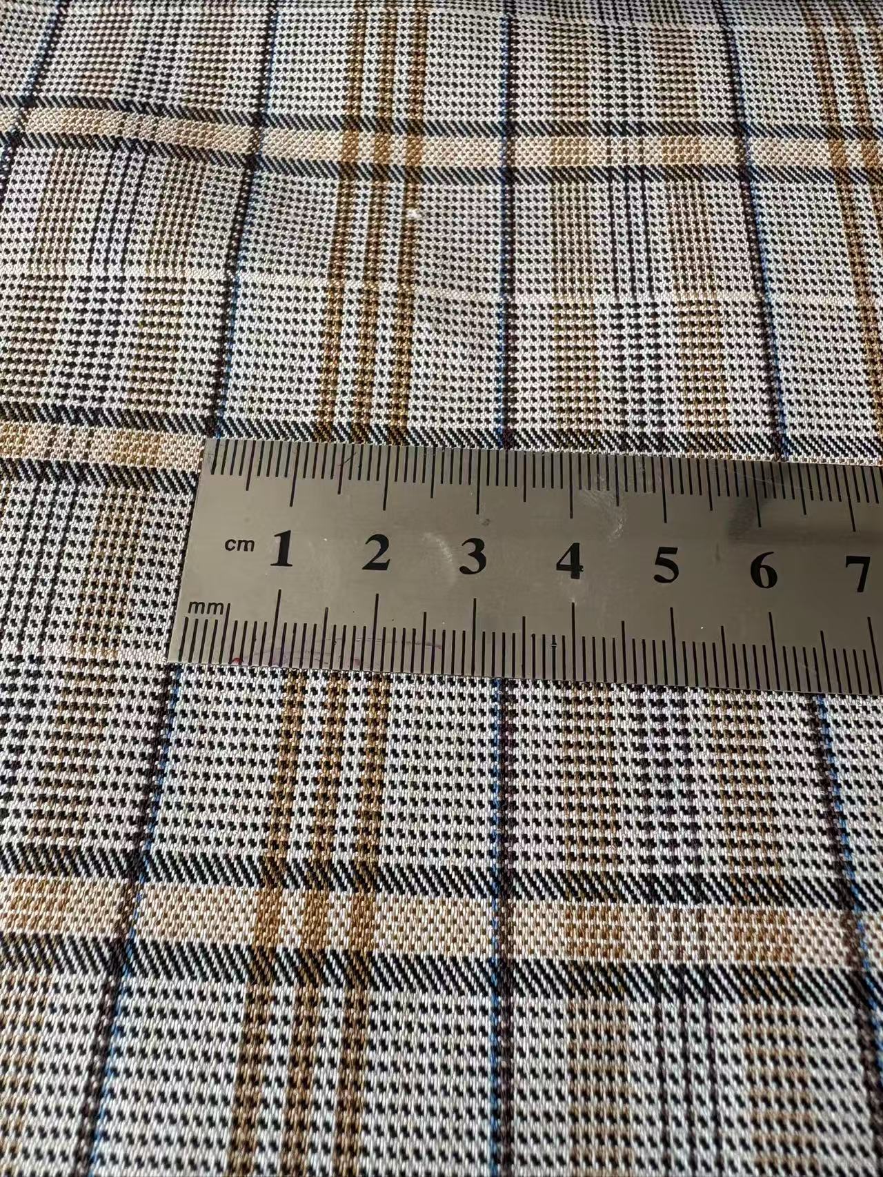 全涤棕色格  面料