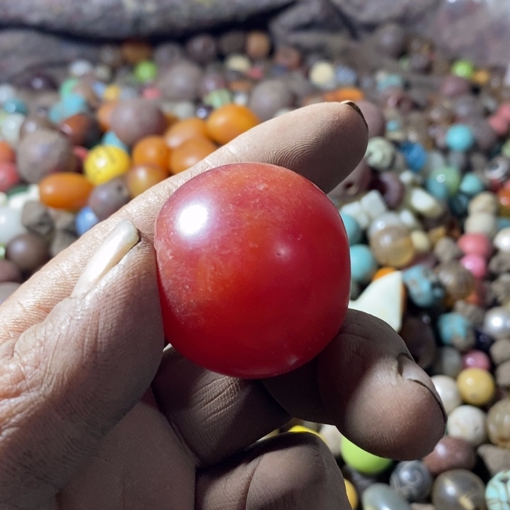 用***6和田玉（糖玉）未镶嵌手链