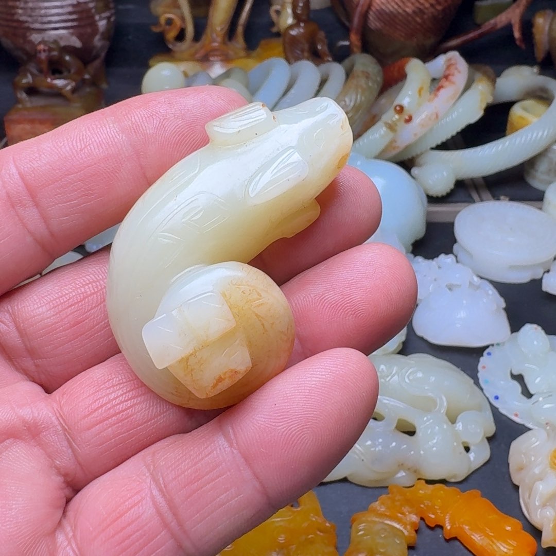 和田玉挂件未镶嵌