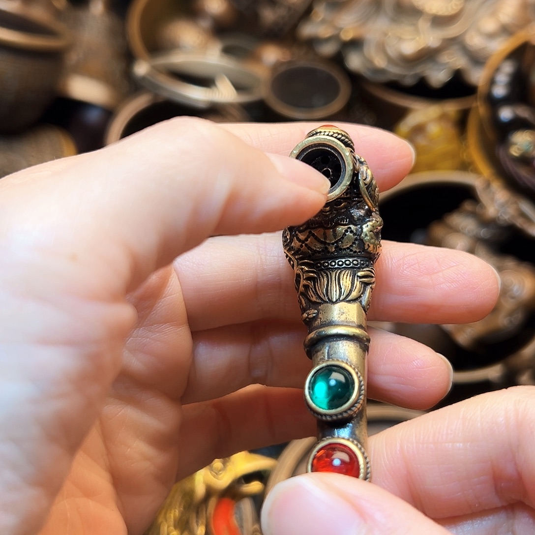 精美铜器工艺品等
