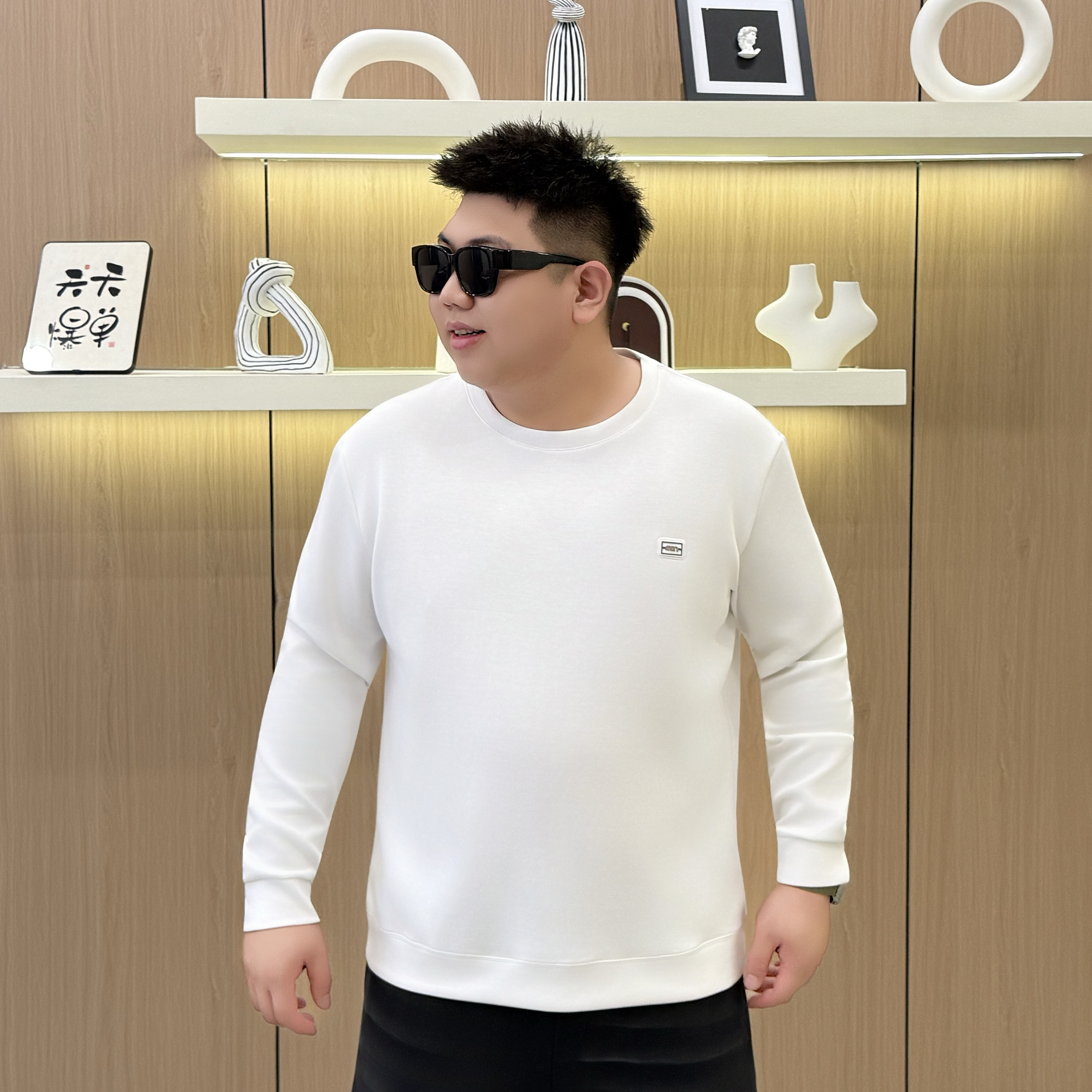 大码男装 秋季上新 简约百搭 胸标卫衣72676时尚休闲