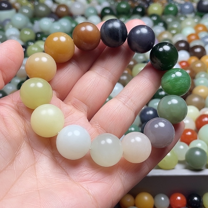 未镶嵌和田玉车挂