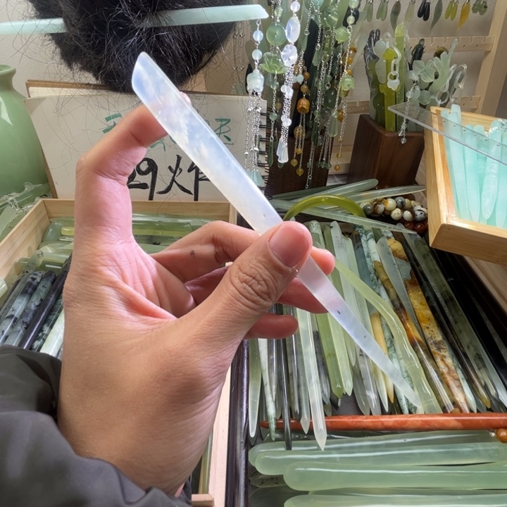 蛇纹石玉发饰未镶嵌长度17