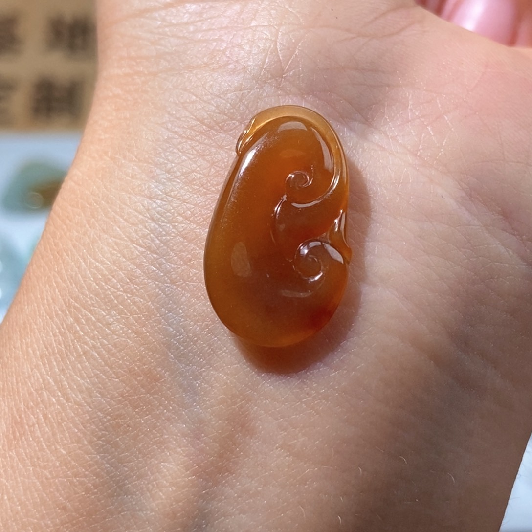 定制翡翠未镶嵌翡翠21.9×12.7×3.1